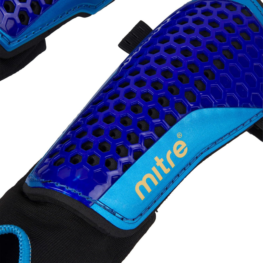 Mitre Aircell Carbon Shin Pad 3145-58265-02