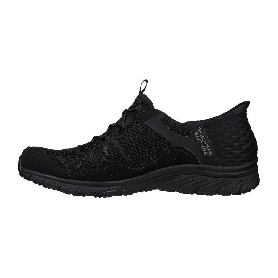 Skechers gratis this outlet moment slip on sneaker